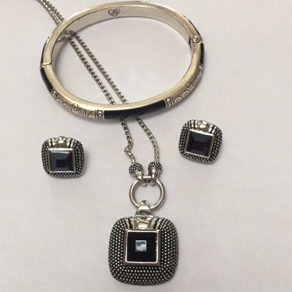 Brighten necklace, earrings, hinged bracelet set